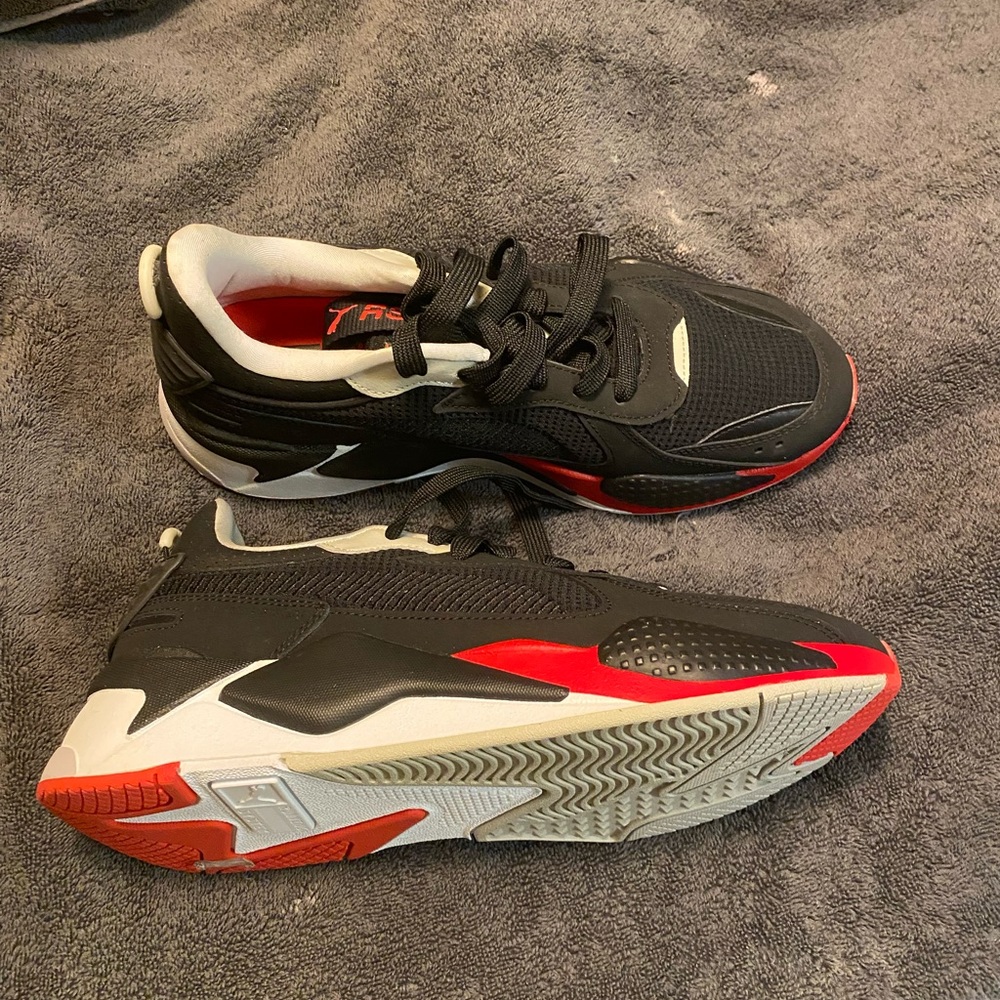 Puma size 9 1/2